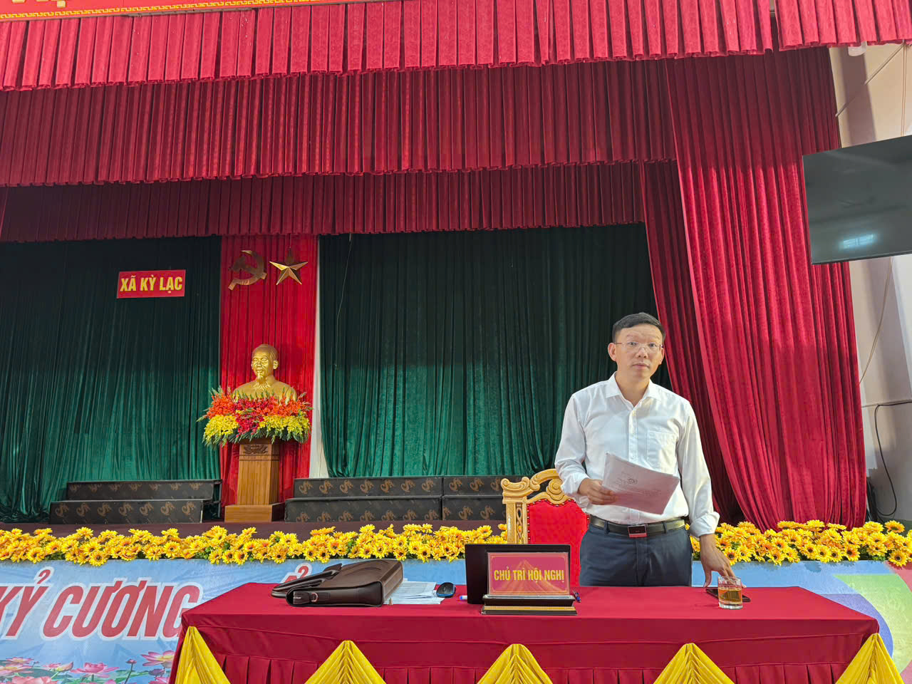UBND XÃ KỲ LẠC LÀM VIỆC VỚI CÁC HỘ KINH DOANH NHÀ HÀNG, QUÁN ĂN, CƠ SỞ SẢN XUẤT GIÒ CHẢ, QUÁN KINH DOANH ĐỒ UỐNG CÀ PHÊ TRÊN ĐỊA BÀN XÃ 