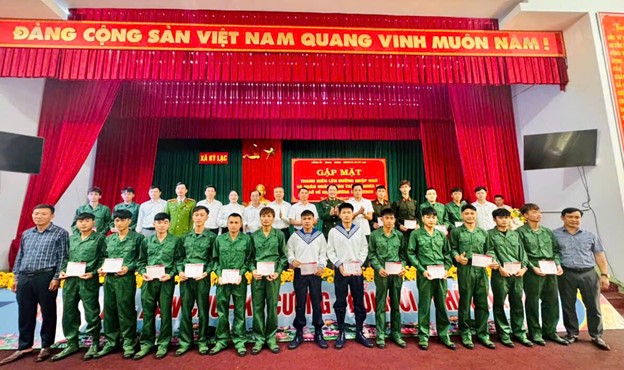 XÃ KỲ LẠC TỔ CHỨC GẶP MẶT THANH NIÊN LÊN ĐƯỜNG NHẬP NGŨ VÀ ĐÓN QUÂN NHÂN XUẤT NGŨ TRỞ VỀ ĐỊA PHƯƠNG