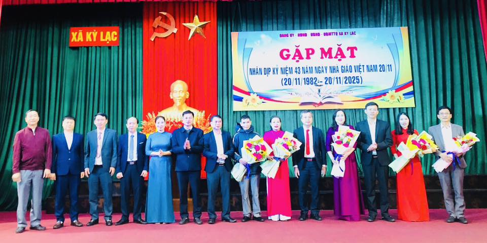 XÃ KỲ LẠC TỔ CHỨC GẶP MẶT, TÔN VINH NGÀY NHÀ GIÁO VIỆT NAM 20/11 