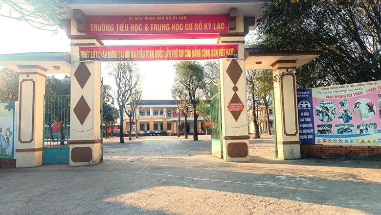 Ảnh c&oacute; chứa ngo&agrave;i trời, bầu trời, văn bản, mặt đất

Nội dung do AI tạo ra c&oacute; thể kh&ocirc;ng ch&iacute;nh x&aacute;c.