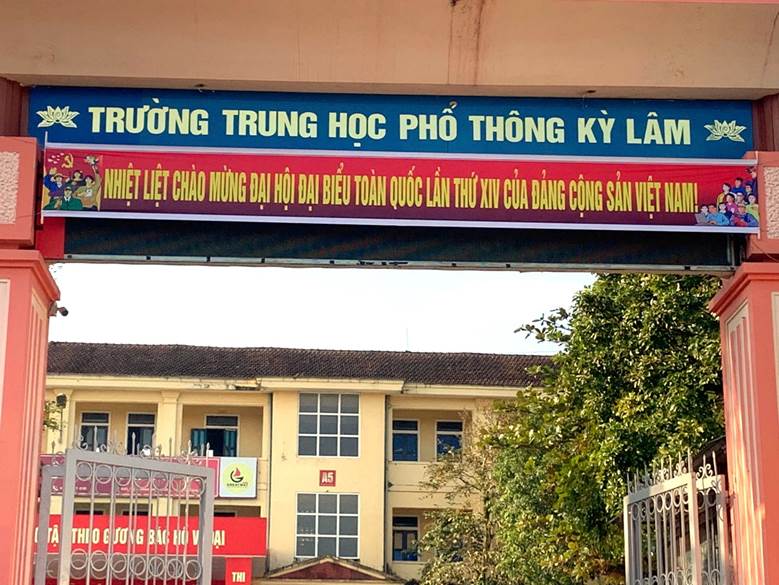 Ảnh c&oacute; chứa văn bản, ngo&agrave;i trời, t&ograve;a nh&agrave;, biển hiệu

Nội dung do AI tạo ra c&oacute; thể kh&ocirc;ng ch&iacute;nh x&aacute;c.