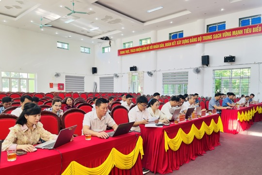 Xã Kỳ Lạc tổ chức hội nghị giao ban thường kỳ tháng 10, triển khai kế hoạch bầu cử Trưởng thôn nhiệm kỳ 2026 - 2031 