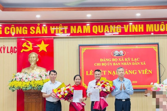 Chi bộ UBND xã Kỳ Lạc sinh hoạt thường kỳ, chuyên đề, kết nạp đảng viên mới, triển khai nhiệm vụ trọng tâm tháng 9
